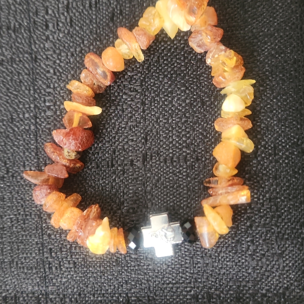 VINTAGE BALTIC AMBER   BRACELET WITH  CROSS CHARM.